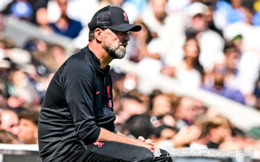 欧文突破两人防守完成得分