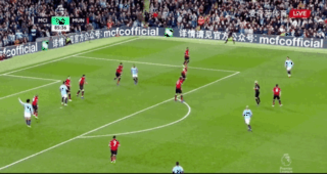 体图：多特不排除给阿德耶米设解约金，但金额至少要到8000万