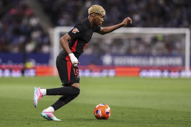 欧文连续突破得分，状态火热