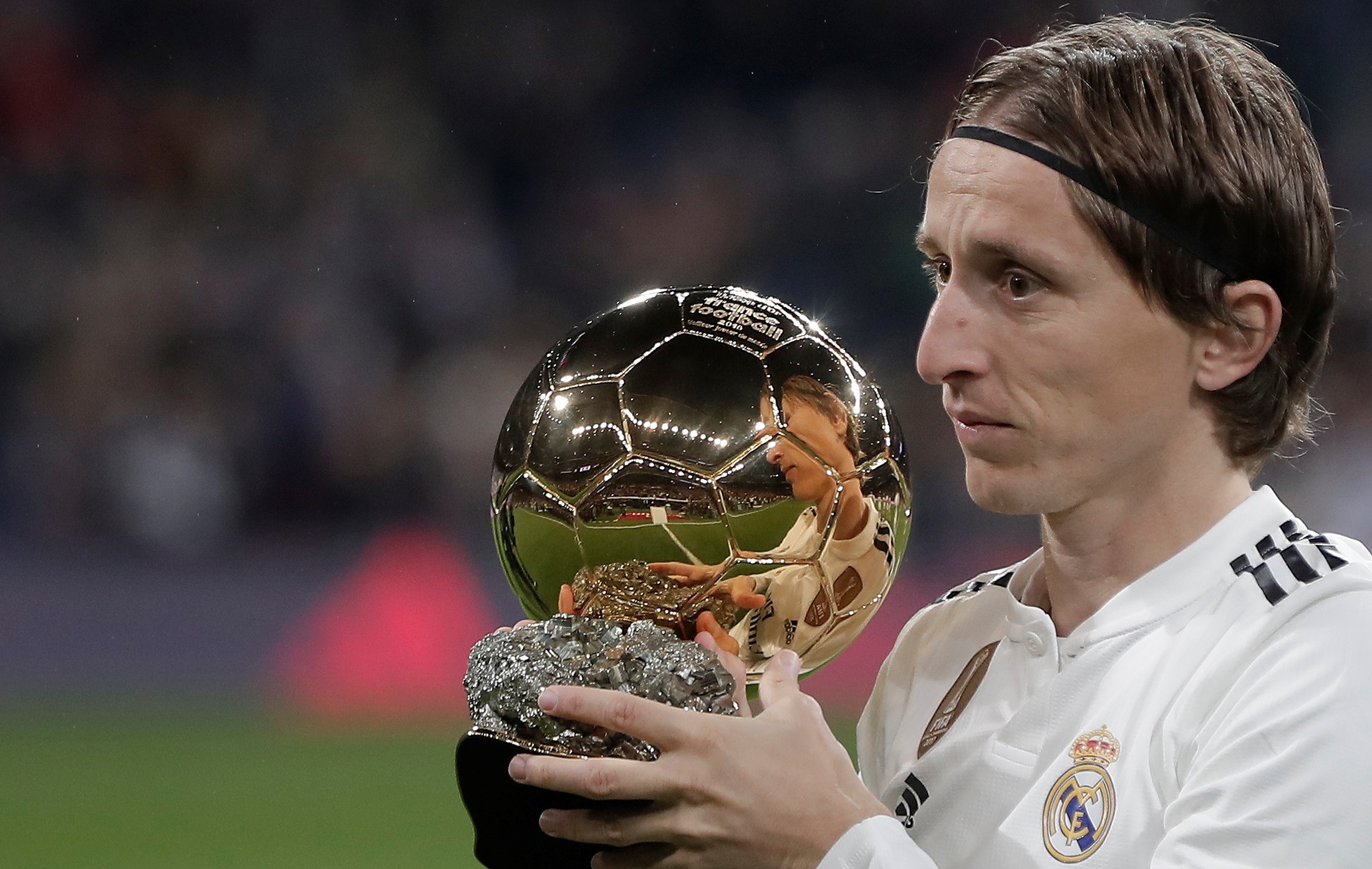 超残阵勇士终结两连败！库追巴等六人缺席 出场10人全有进球五人上双