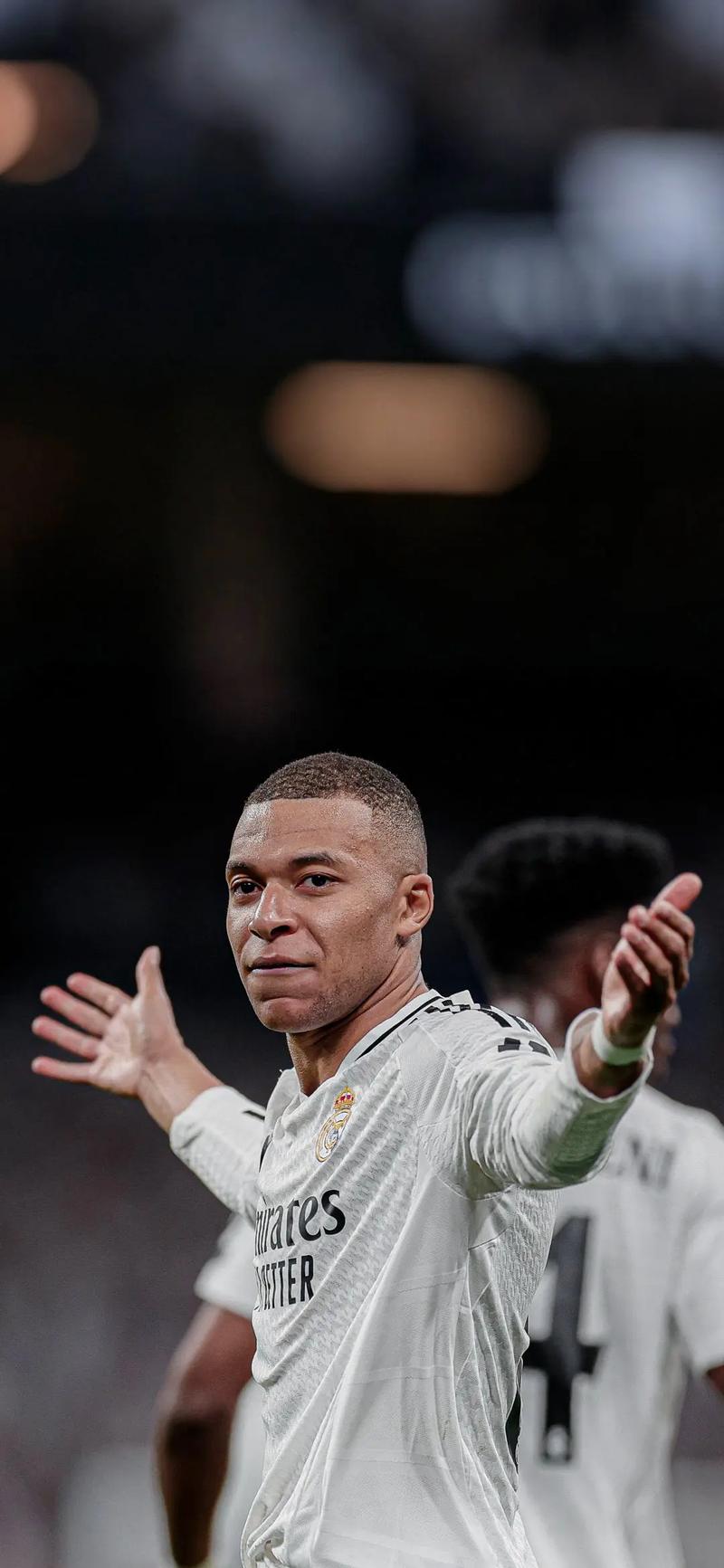 中国女足0-8惨败英格兰女足，张琳艳造险，斯坦韦戴帽