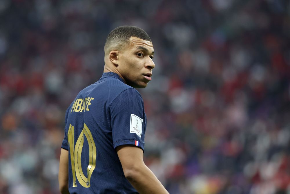 足球联赛关键球员数据统计