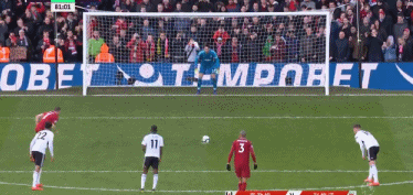 高效发挥！亚历山大半场6中5拿到17分3篮板3助攻